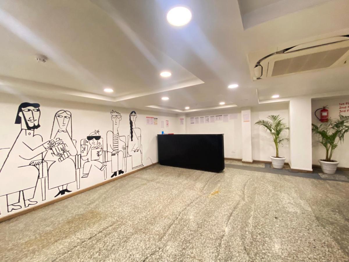 Hotel Golden Saffron By Qotel-Punjabi Bagh New Delhi Exterior photo