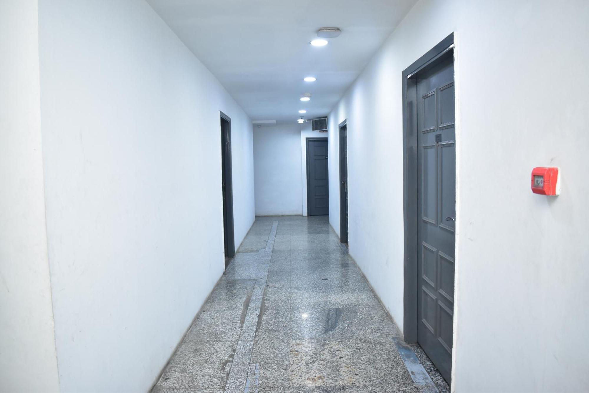 Hotel Golden Saffron By Qotel-Punjabi Bagh New Delhi Exterior photo
