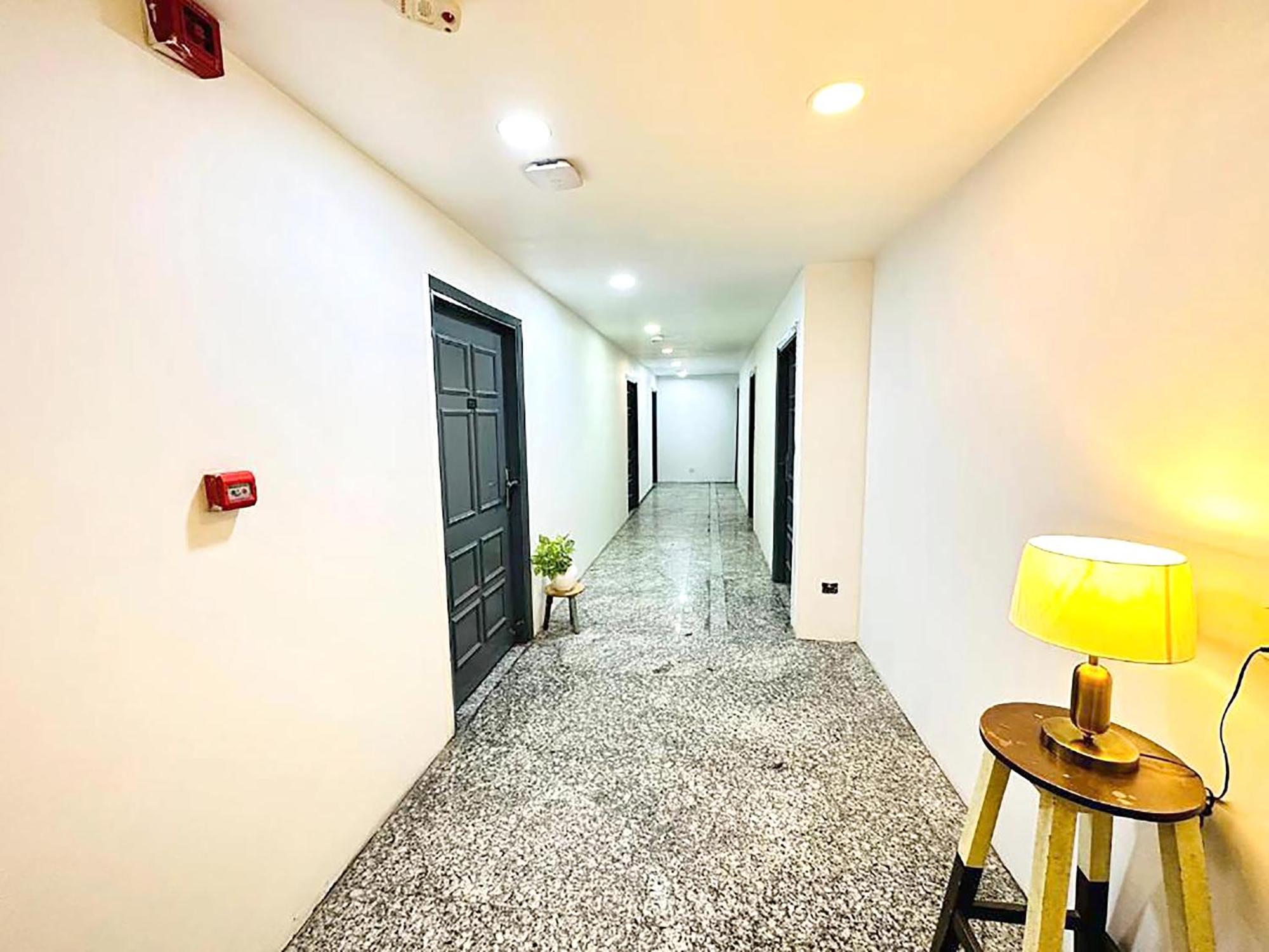 Hotel Golden Saffron By Qotel-Punjabi Bagh New Delhi Exterior photo