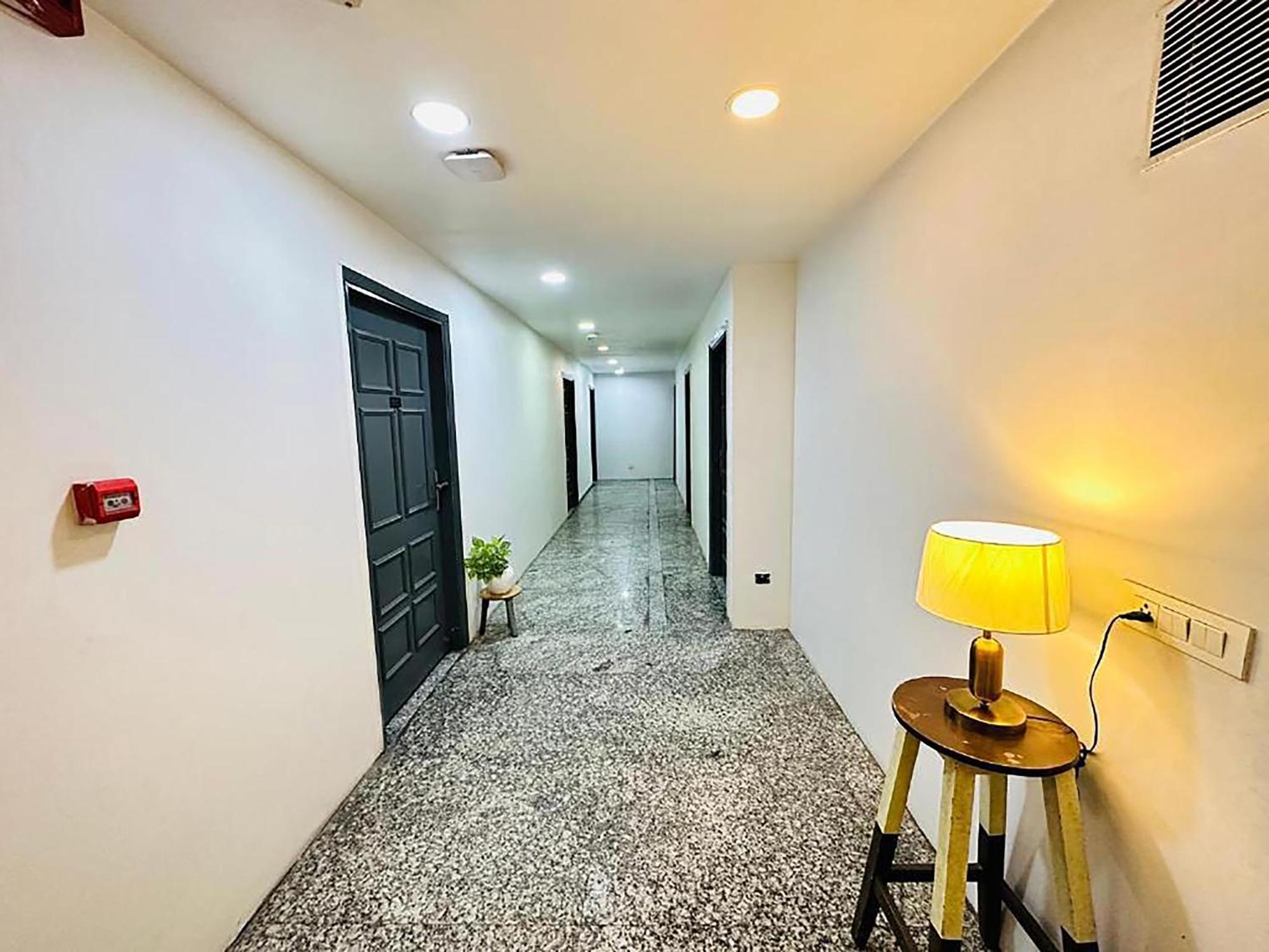 Hotel Golden Saffron By Qotel-Punjabi Bagh New Delhi Exterior photo